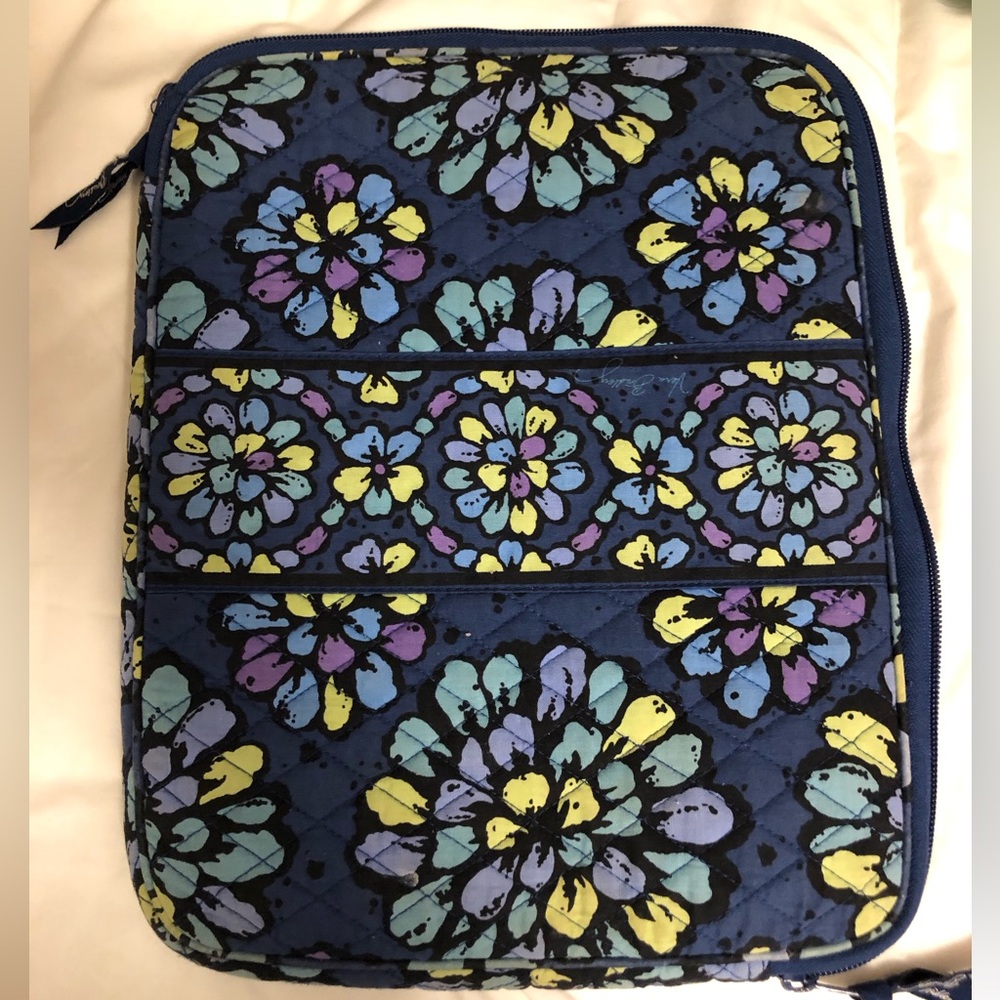 Vera Bradley Indigo Pop laptop sleeve